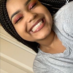 Meet your Posher, Michaela